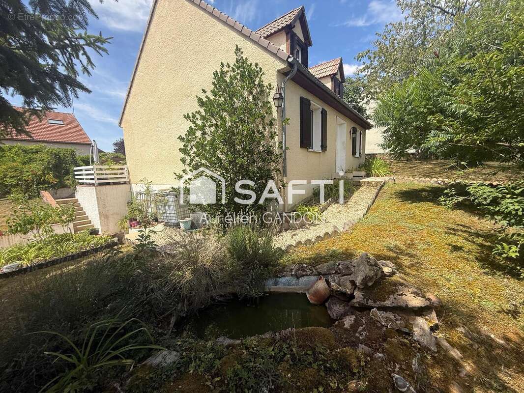 Photo 3 - Maison à FONTAINE-LA-GAILLARDE
