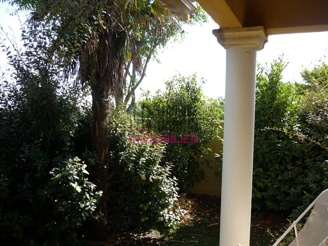 Appartement à L'ISLE-SUR-LA-SORGUE