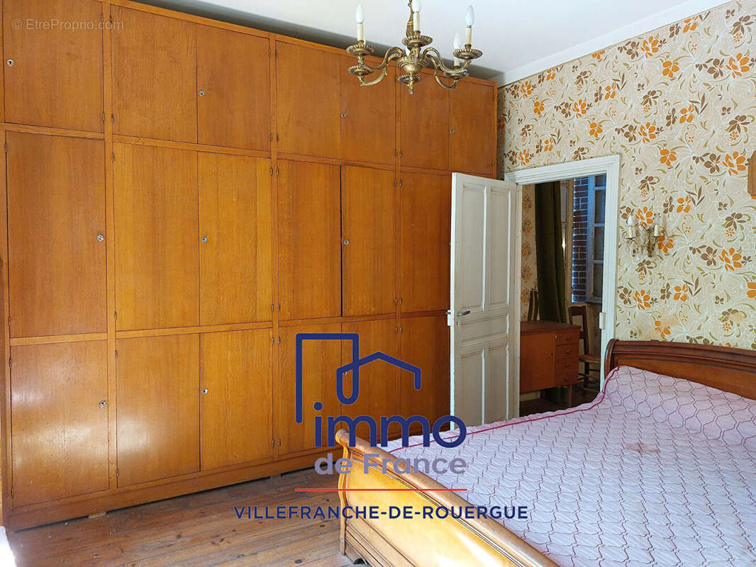 Maison à VILLEFRANCHE-DE-ROUERGUE