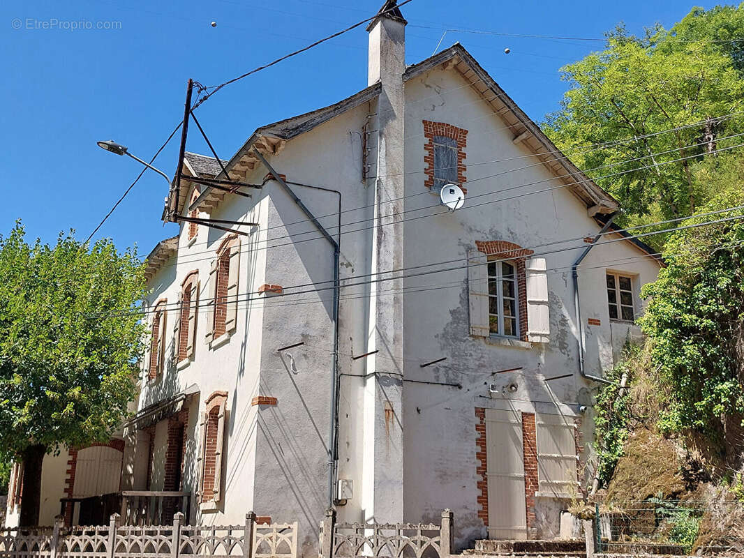 Maison à VILLEFRANCHE-DE-ROUERGUE