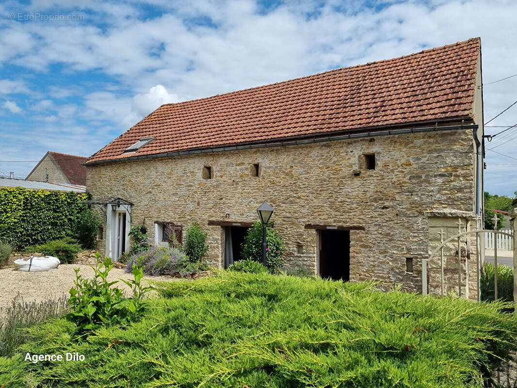 Maison à CHEU