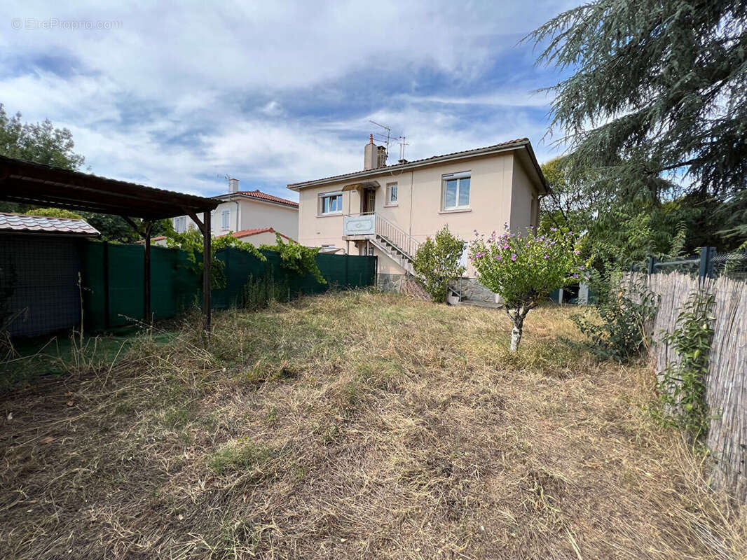 Appartement à VILLENEUVE-TOLOSANE