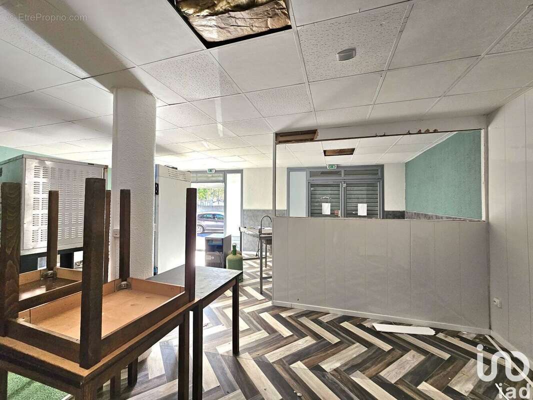 Photo 2 - Commerce à VALRAS-PLAGE