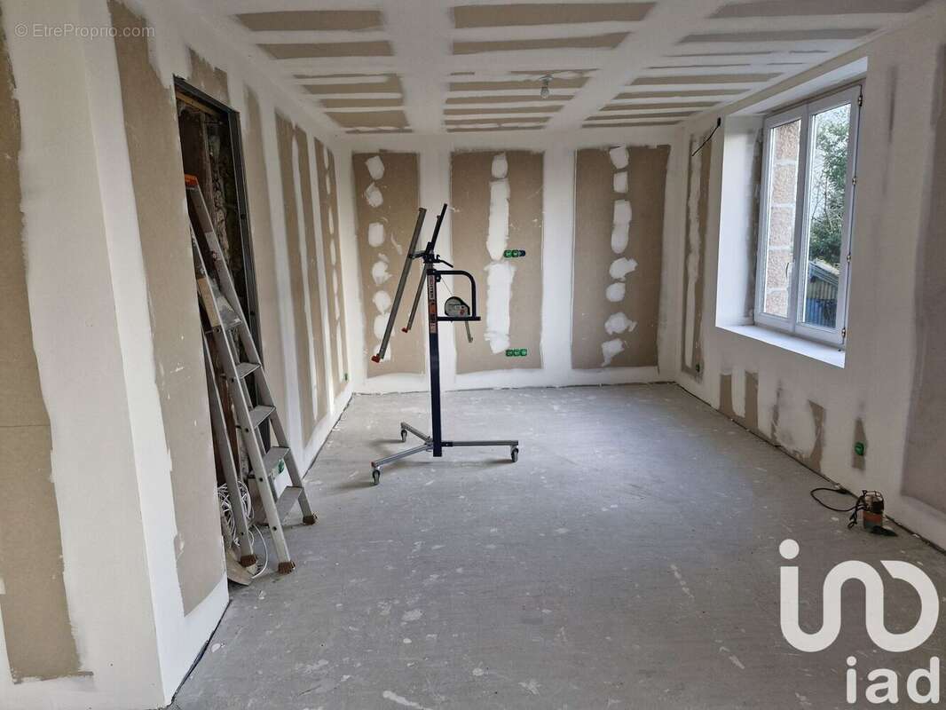 Photo 3 - Maison à SAINT-REMY-DU-PLAIN