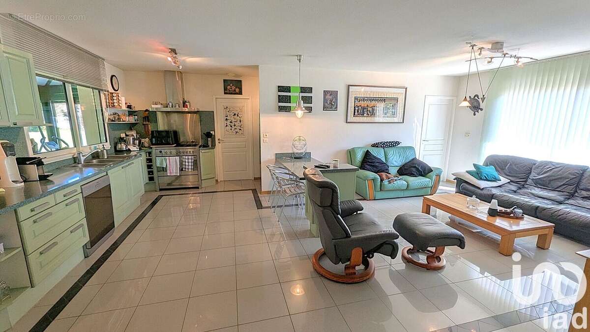 Photo 8 - Maison à MONTENDRE