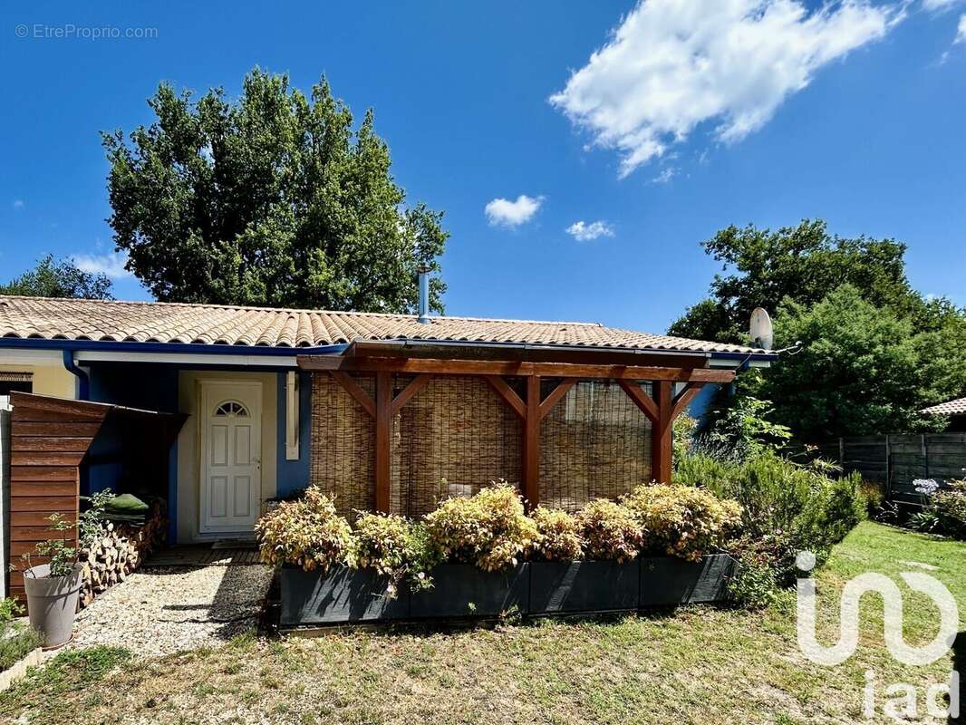 Photo 9 - Maison à VENDAYS-MONTALIVET