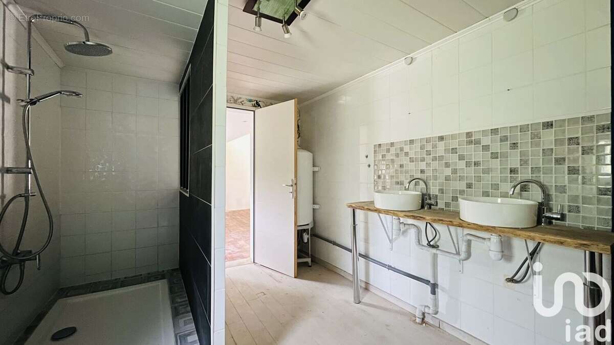 Photo 5 - Maison à SAINT-SAVIN