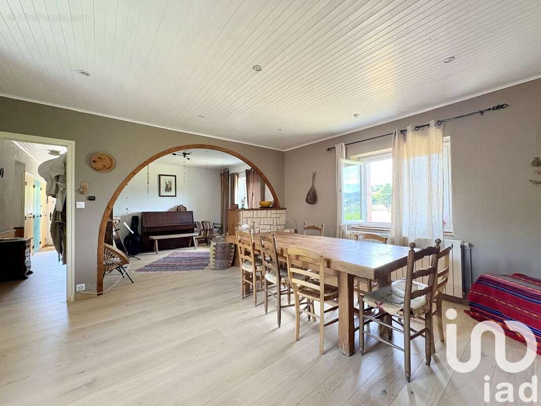 Photo 6 - Maison à COLOMBIER-LE-VIEUX