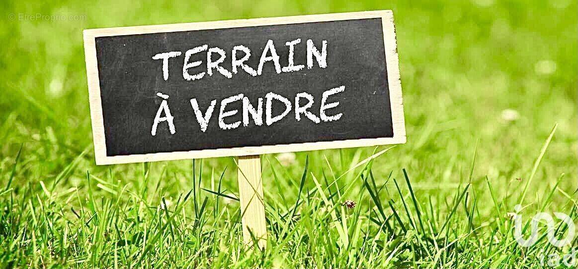 Photo 1 - Terrain à POULIGNY-SAINT-PIERRE