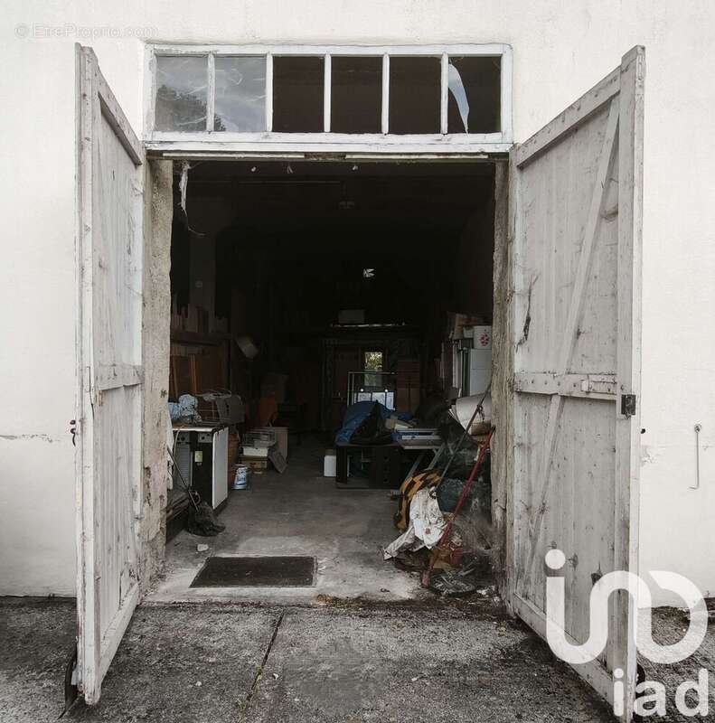 Photo 3 - Parking à ESPALION