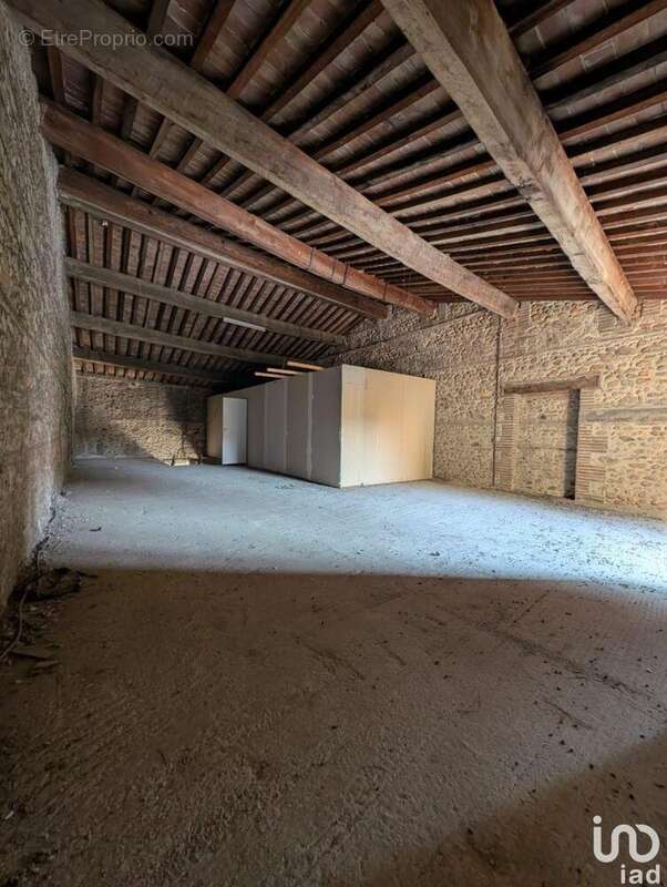 Photo 2 - Commerce à SAINTE-MARIE