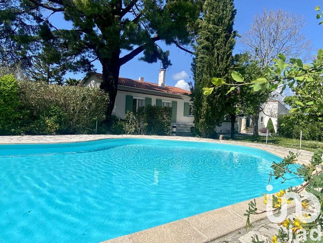 Photo 2 - Maison à L&#039;EGUILLE