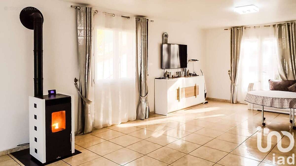 Photo 2 - Maison à ISLE