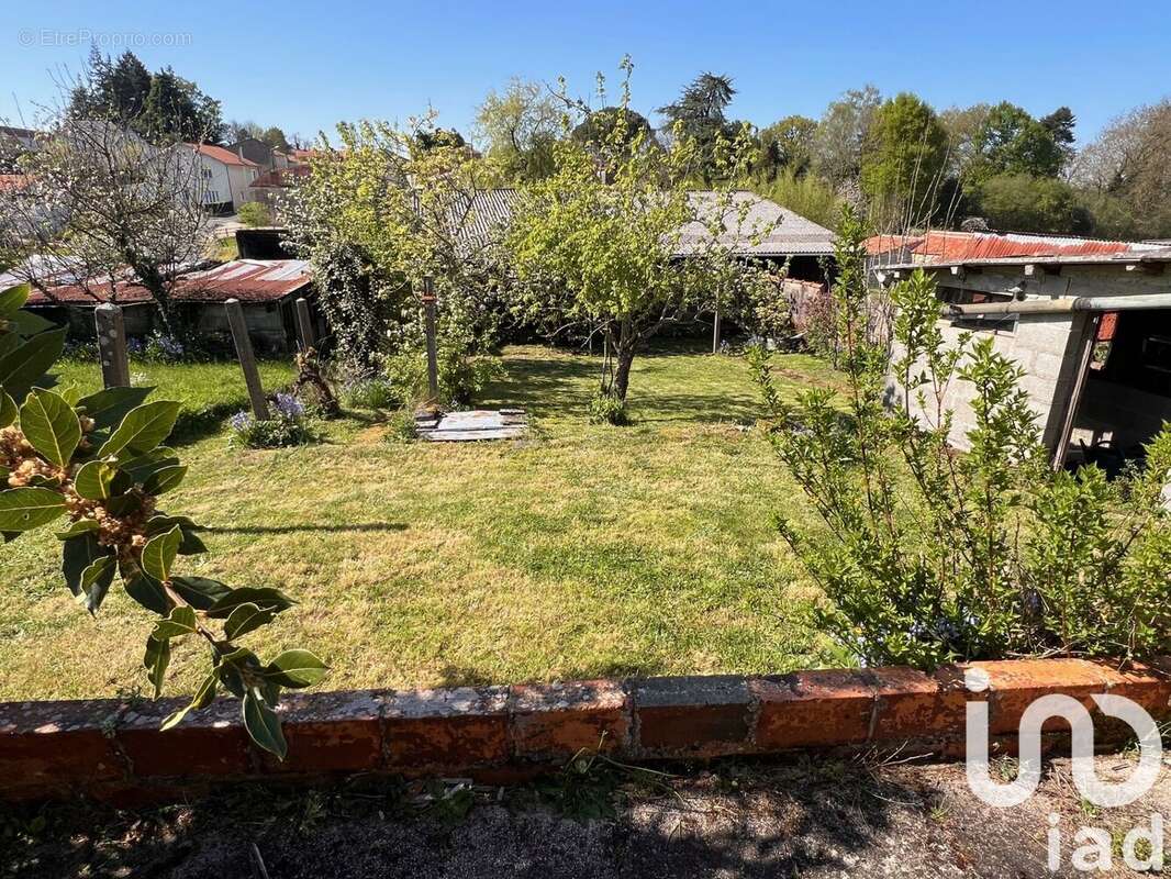 Photo 2 - Maison à LA CAILLERE-SAINT-HILAIRE