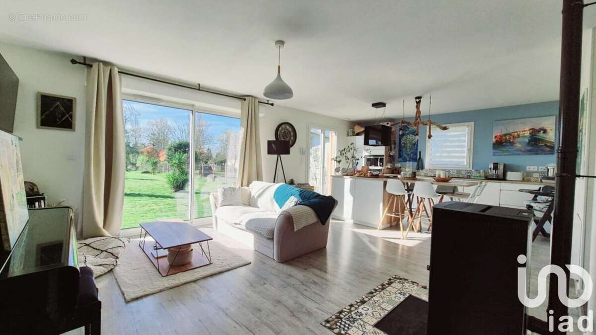 Photo 2 - Maison à SAINT-LYS