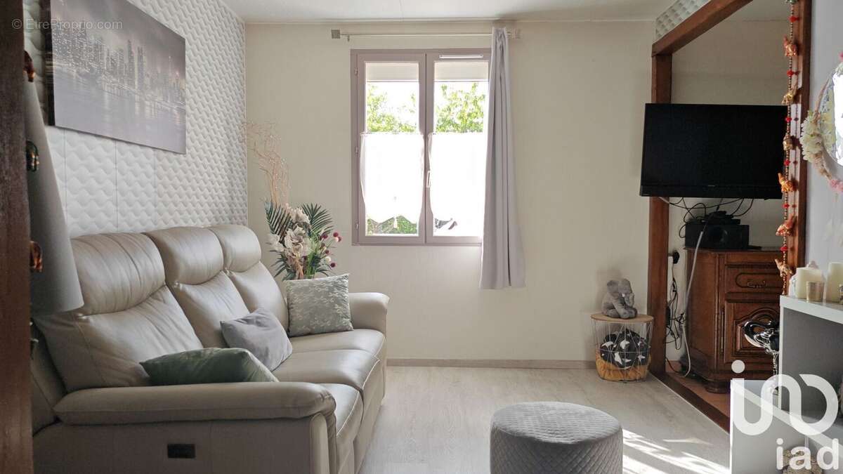 Photo 8 - Maison à SAINT-GEORGES-SUR-MOULON