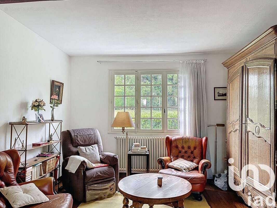 Photo 2 - Maison à TRIE-CHATEAU