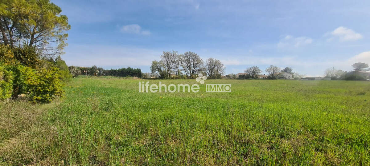 Terrain à SALINDRES