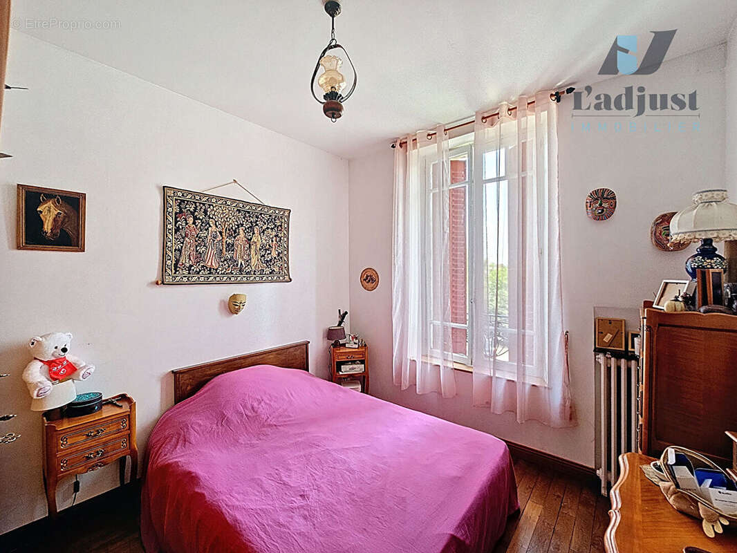 Maison à MONTEREAU-FAULT-YONNE