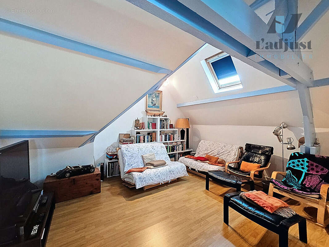 Maison à MONTEREAU-FAULT-YONNE