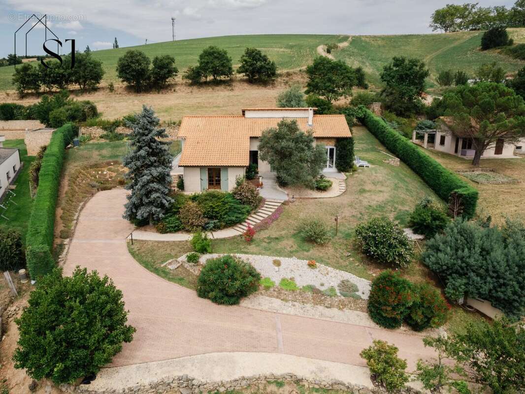 Maison à TUPIN-ET-SEMONS