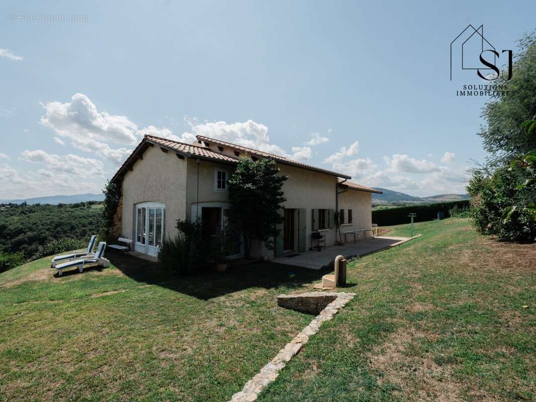 Maison à TUPIN-ET-SEMONS