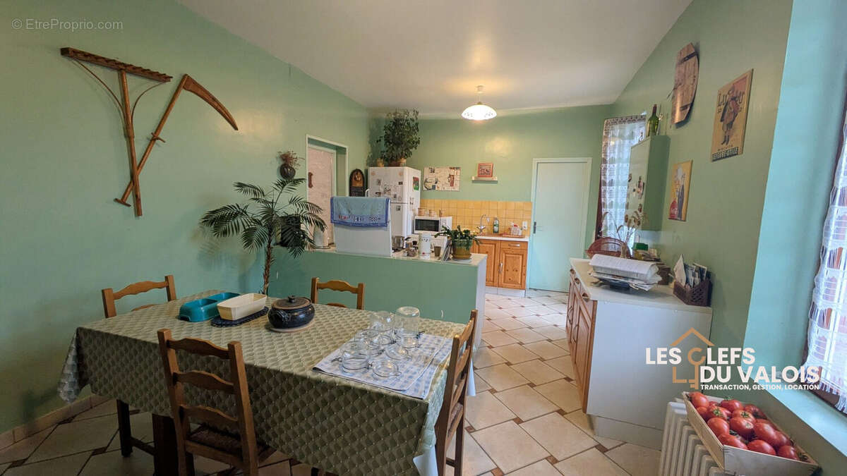 Maison à CREPY-EN-VALOIS