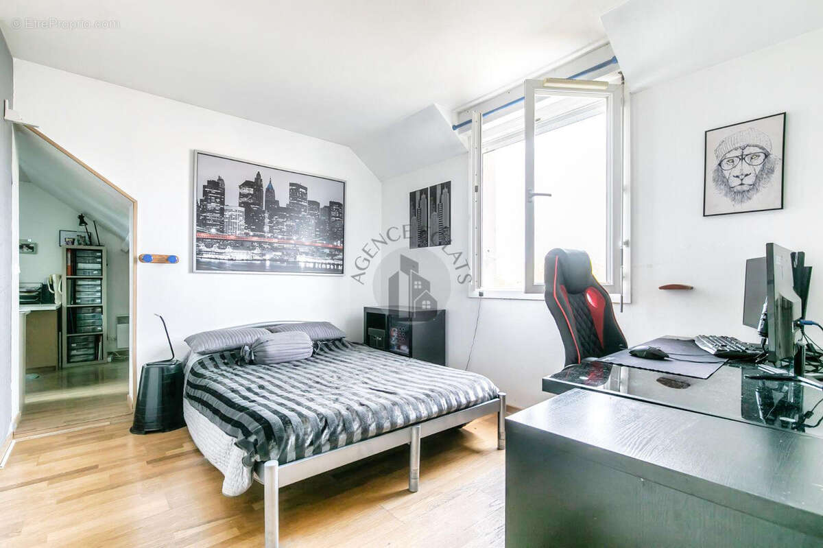 Maison à MONTEVRAIN