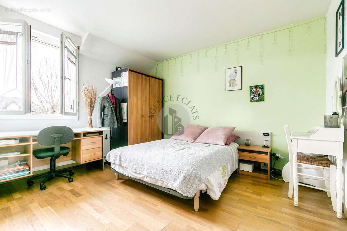 Maison à MONTEVRAIN