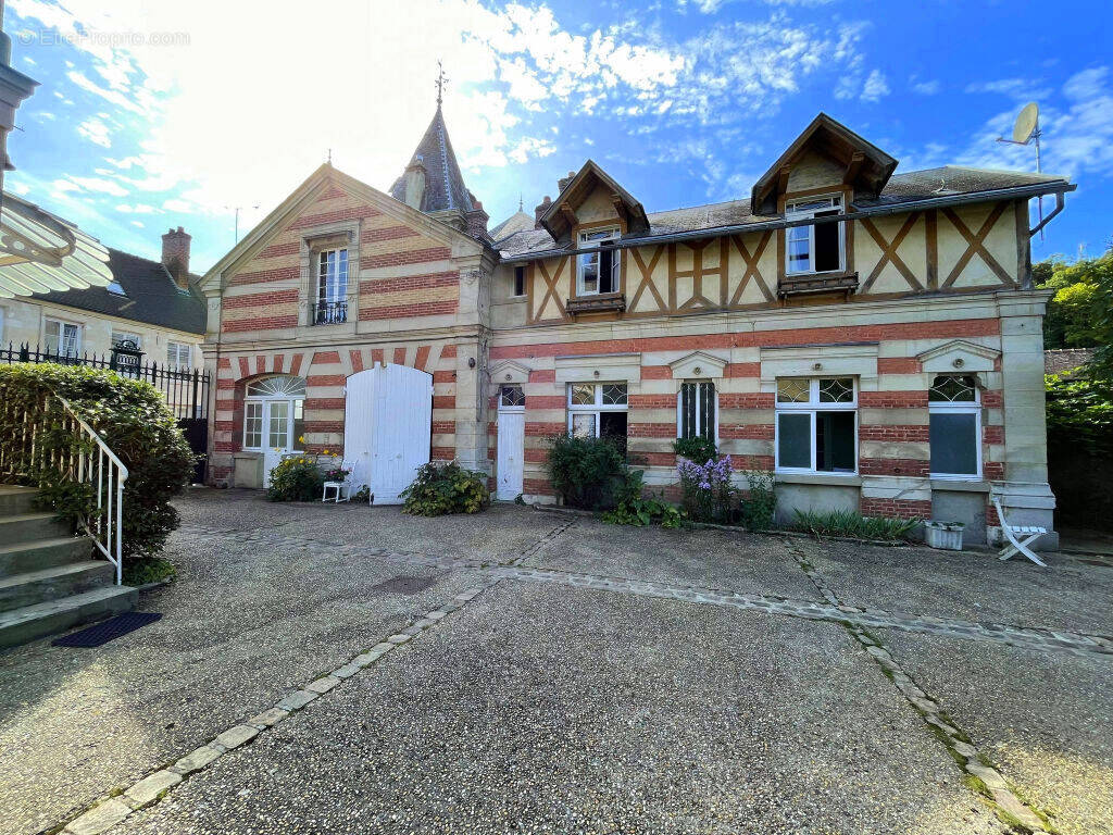 Maison à CHAUMONT-EN-VEXIN