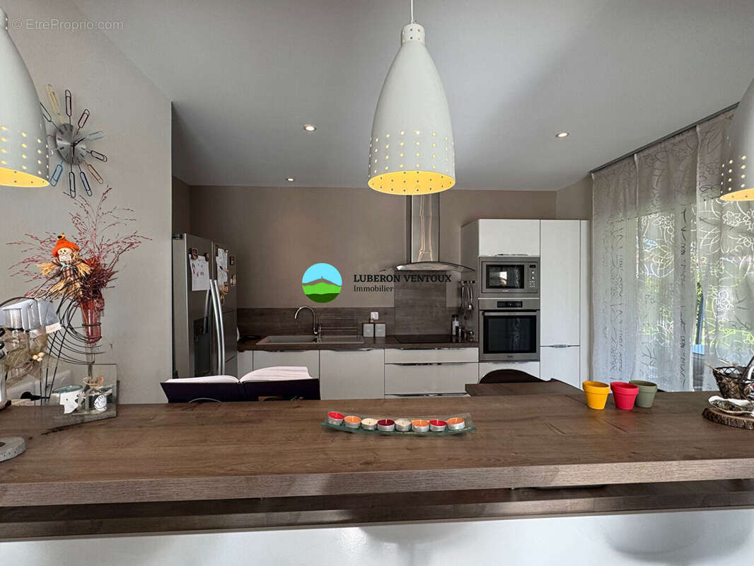 Maison à PERNES-LES-FONTAINES