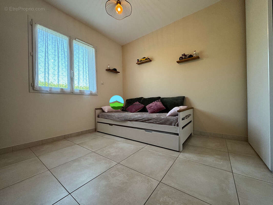 Maison à PERNES-LES-FONTAINES