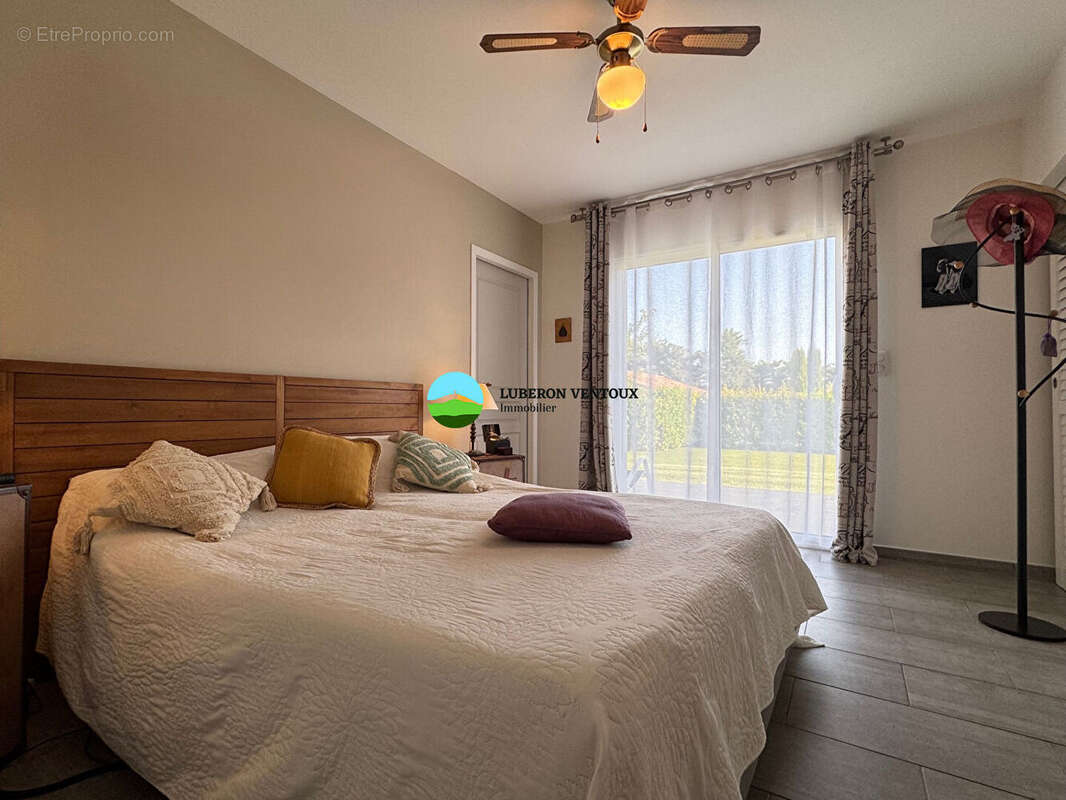 Maison à PERNES-LES-FONTAINES