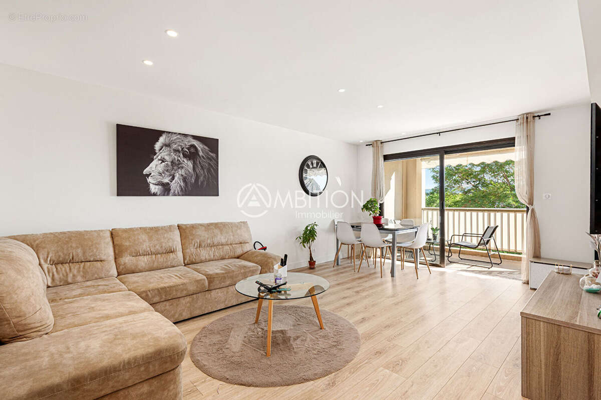 Appartement à LE CANNET