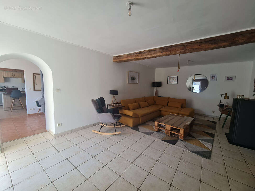 Maison à SAINT-DENIS-SUR-SARTHON