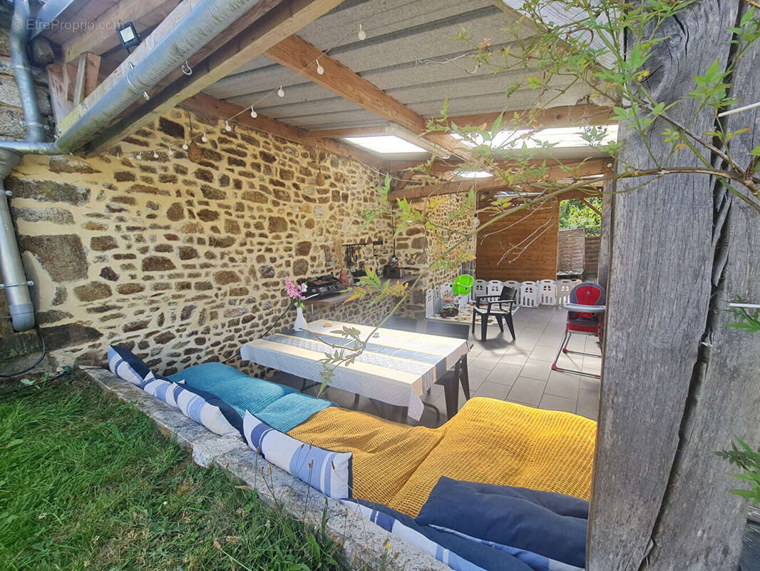 Maison à SAINT-DENIS-SUR-SARTHON