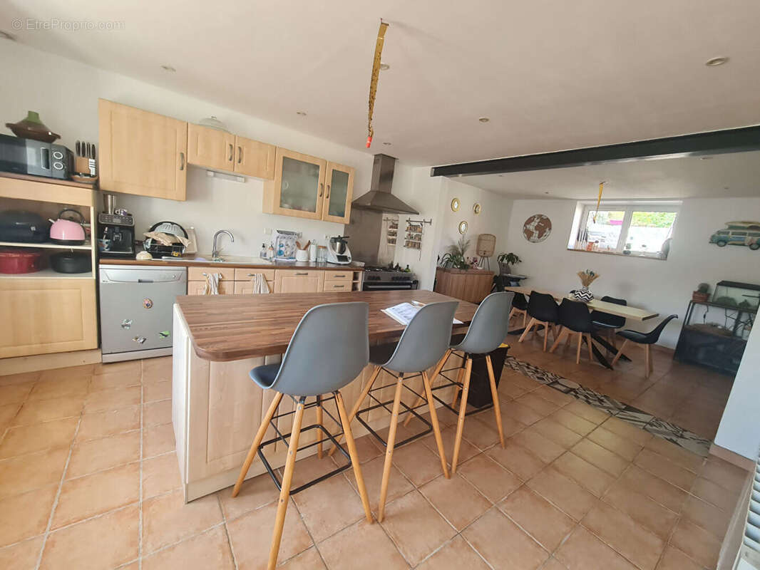 Maison à SAINT-DENIS-SUR-SARTHON