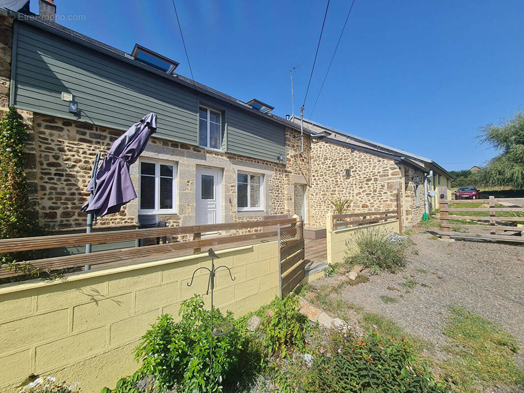 Maison à SAINT-DENIS-SUR-SARTHON