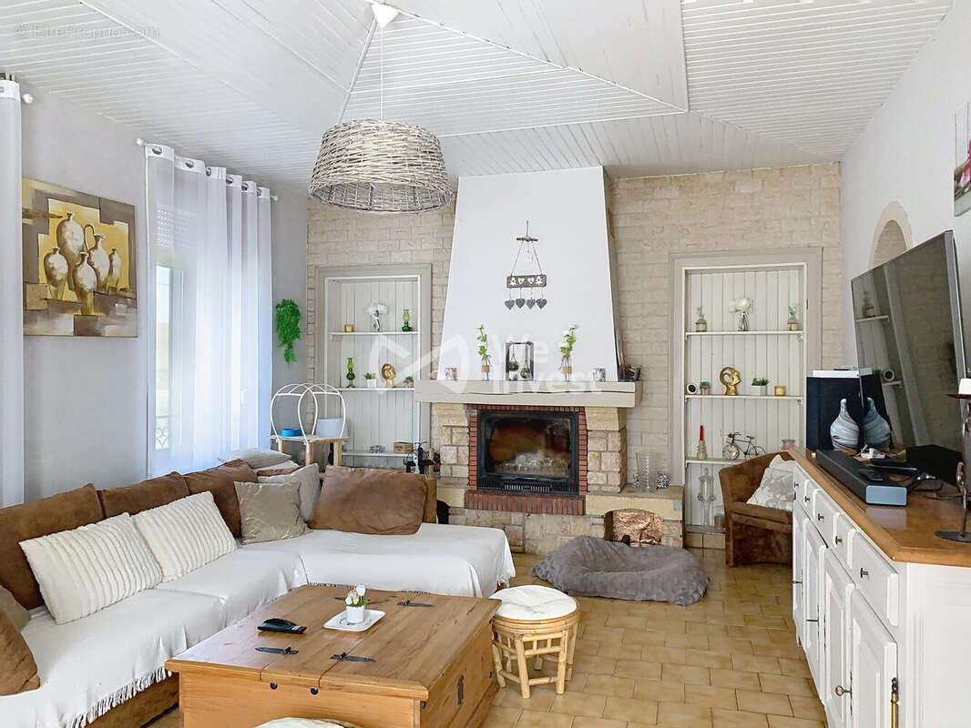 Maison à FERRIERE-LA-PETITE