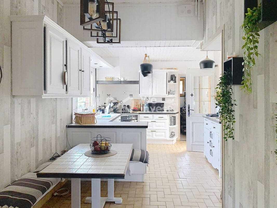 Maison à FERRIERE-LA-PETITE