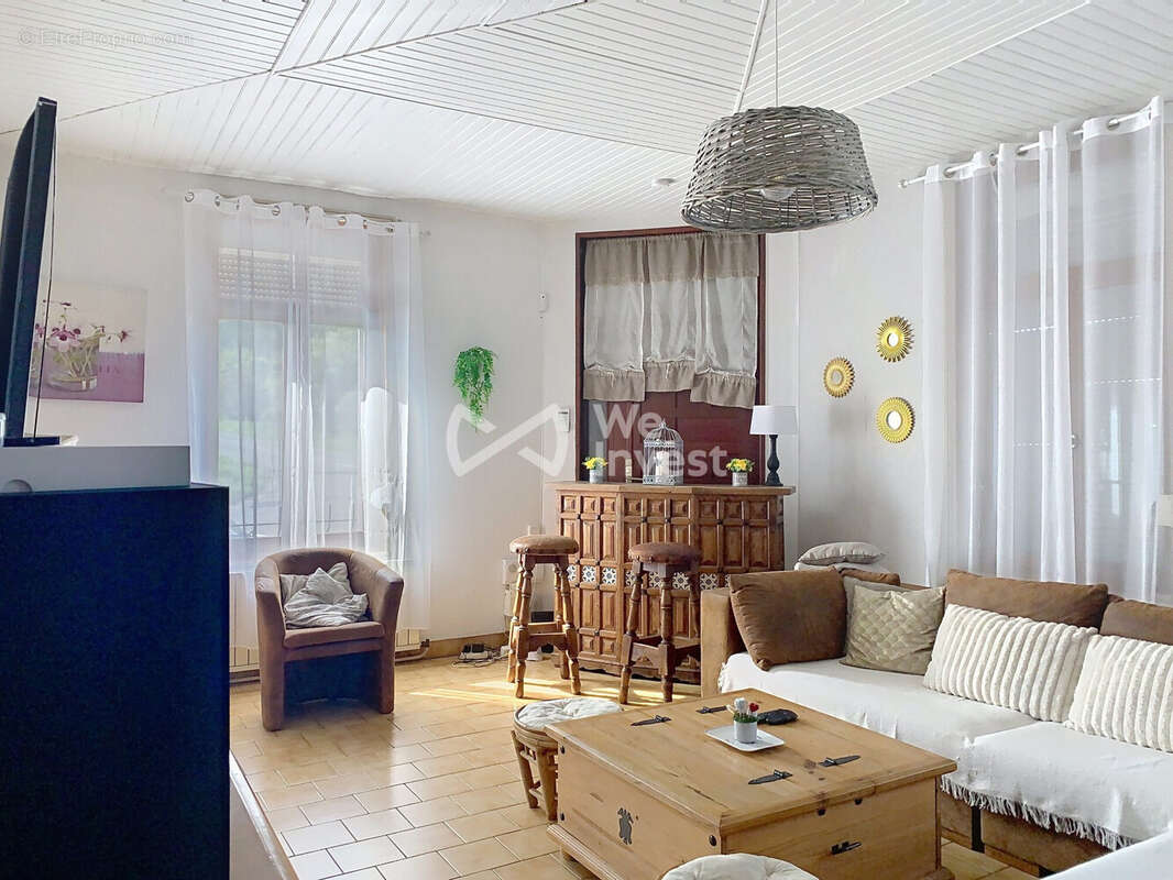 Maison à FERRIERE-LA-PETITE