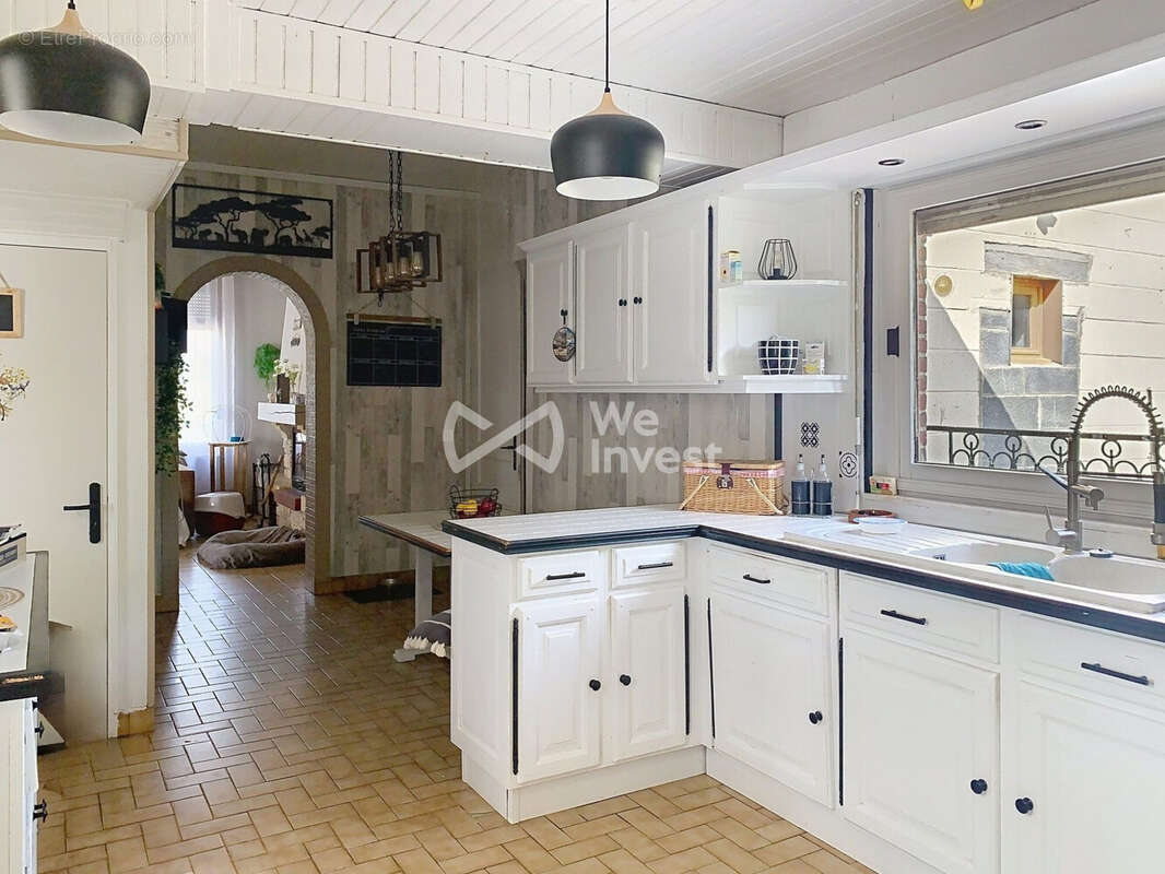 Maison à FERRIERE-LA-PETITE