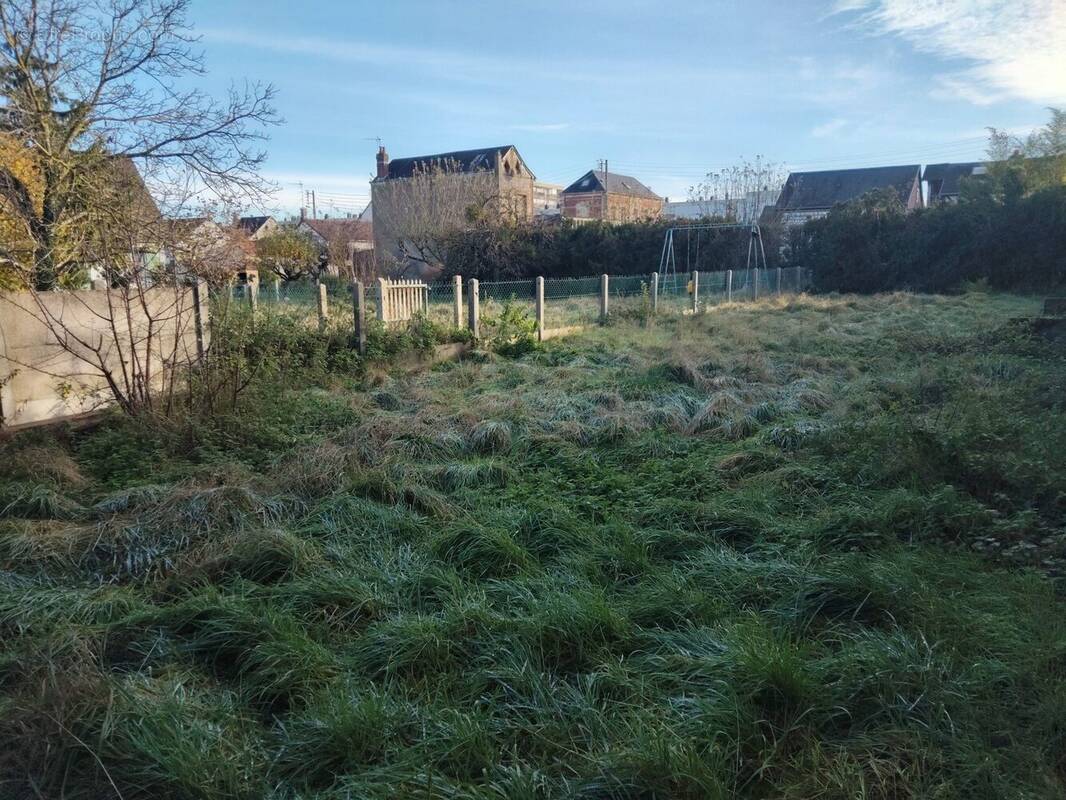 Terrain à CAUDEBEC-LES-ELBEUF