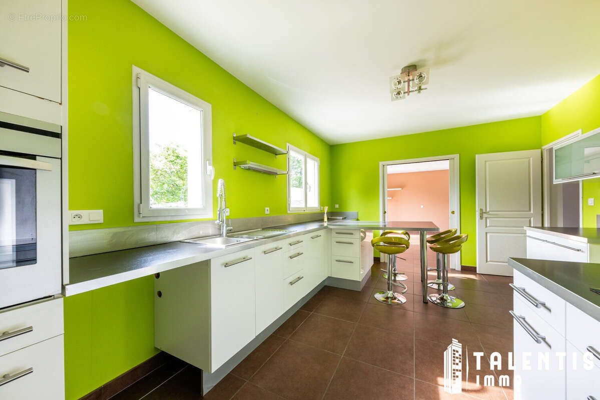 Maison à TREILLIERES