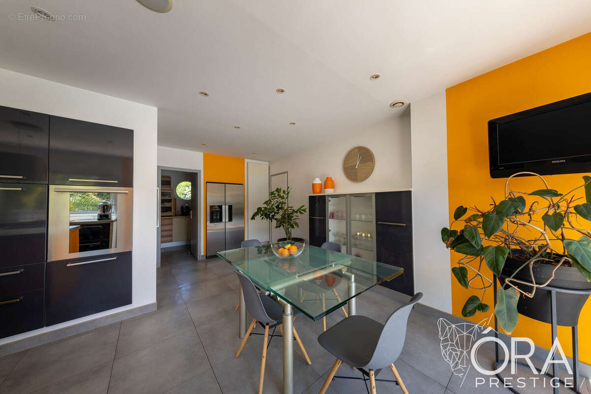 Maison à L&#039;HOUMEAU