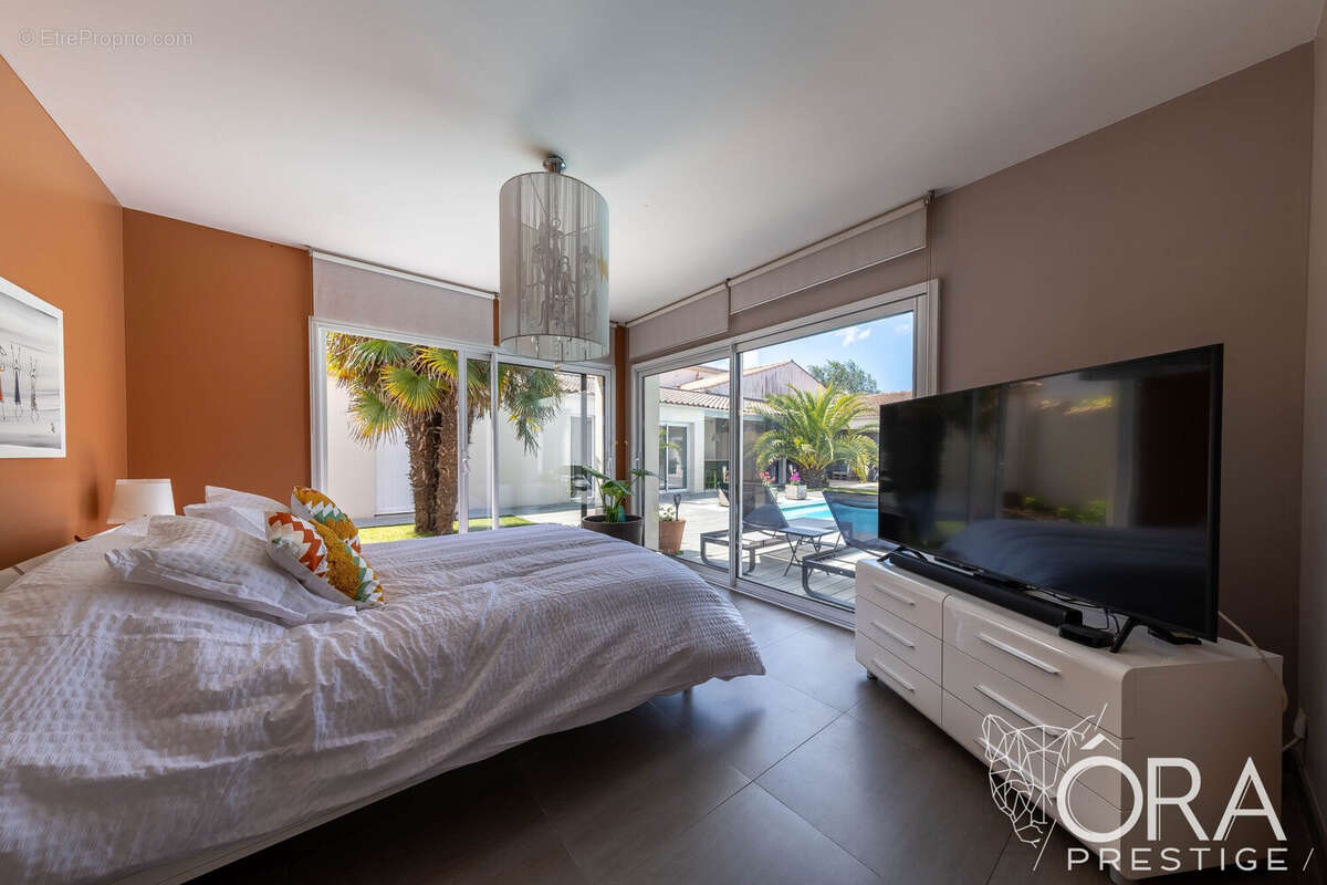 Maison à L&#039;HOUMEAU