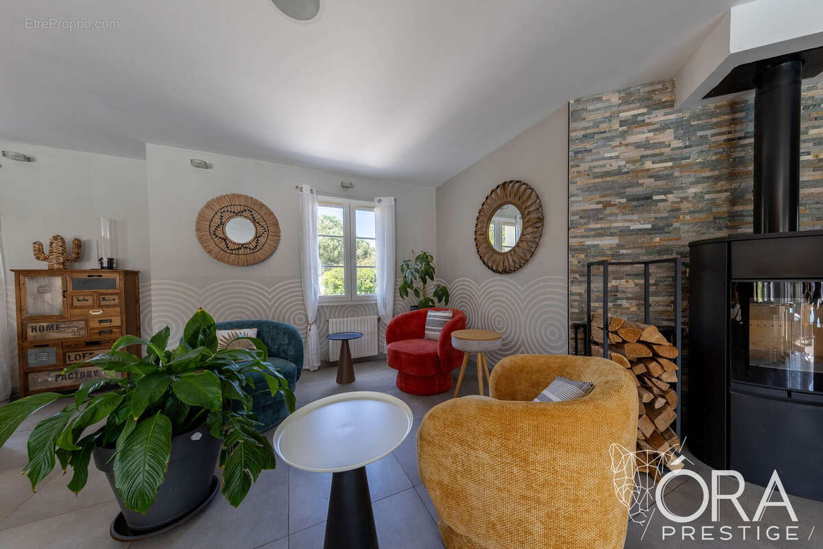 Maison à L&#039;HOUMEAU