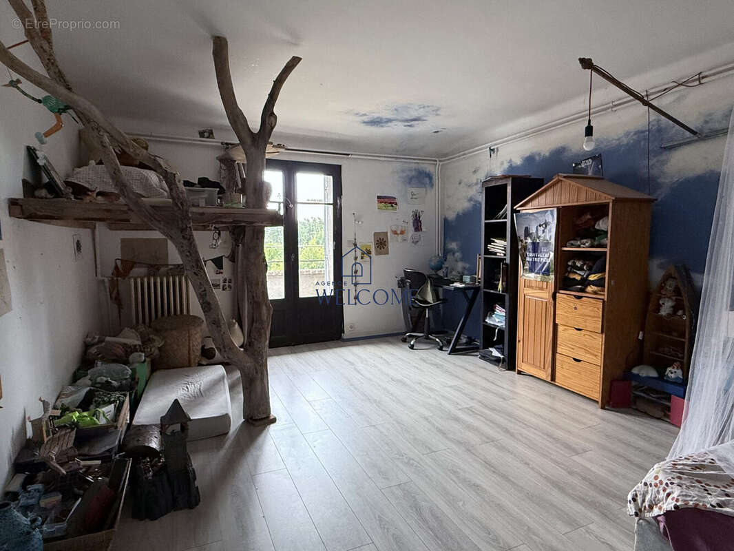 Maison à SAINT-CHRISTOL-LES-ALES