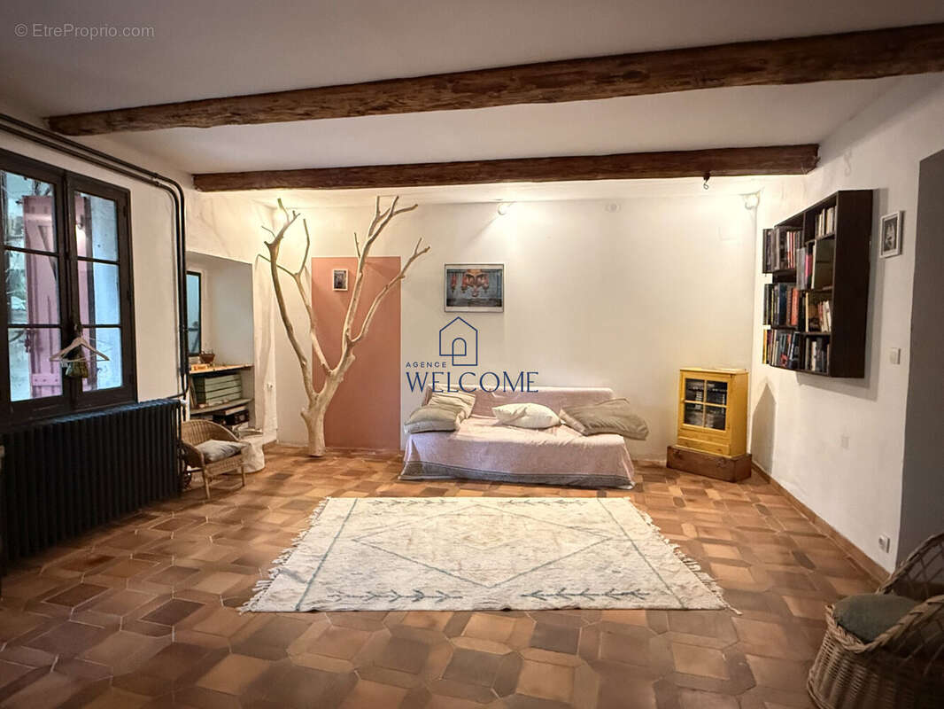 Maison à SAINT-CHRISTOL-LES-ALES