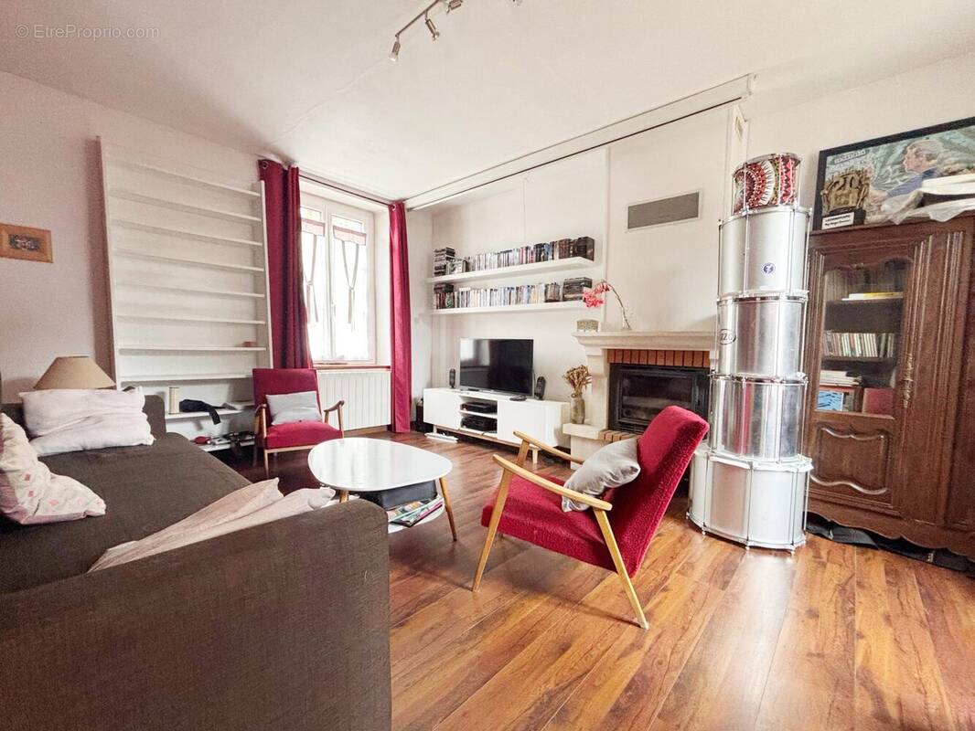 Maison à NEUILLY-EN-THELLE